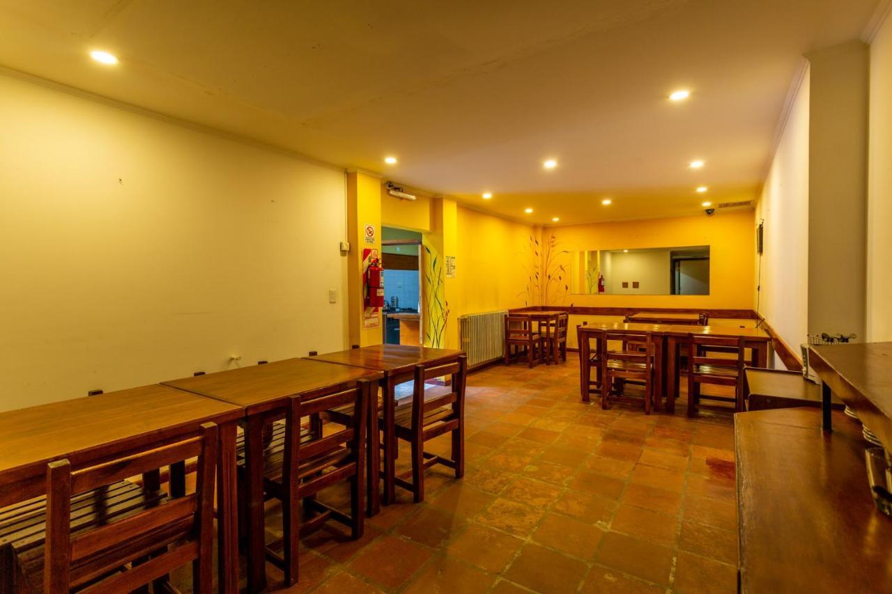 Hostel Pinto Terraza Esquel Zewnętrze zdjęcie