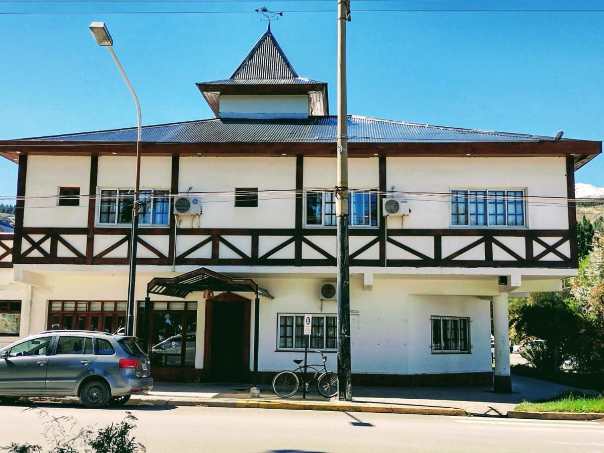 Hostel Pinto Terraza Esquel Zewnętrze zdjęcie
