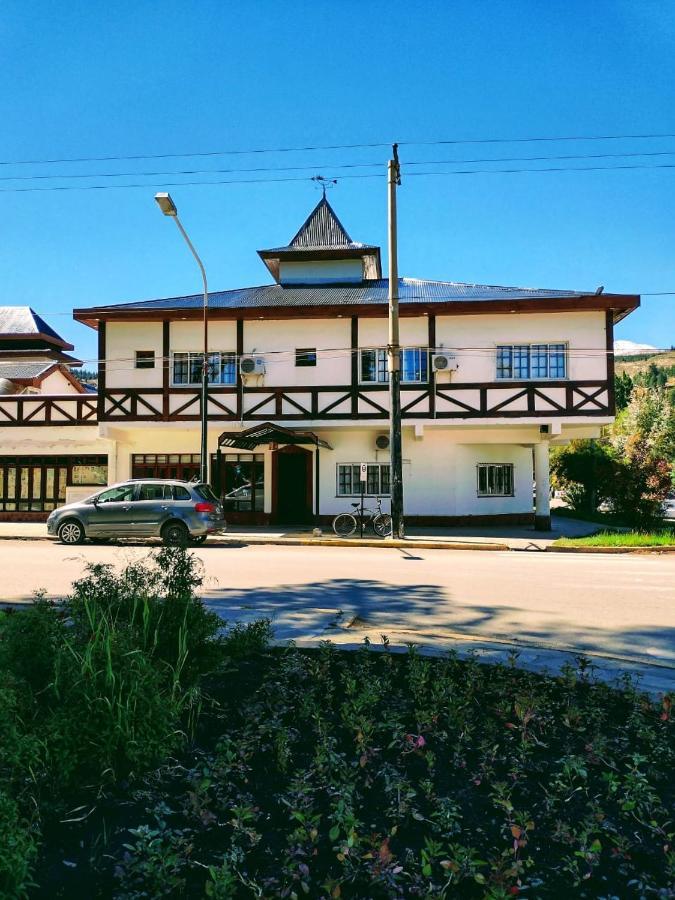 Hostel Pinto Terraza Esquel Zewnętrze zdjęcie