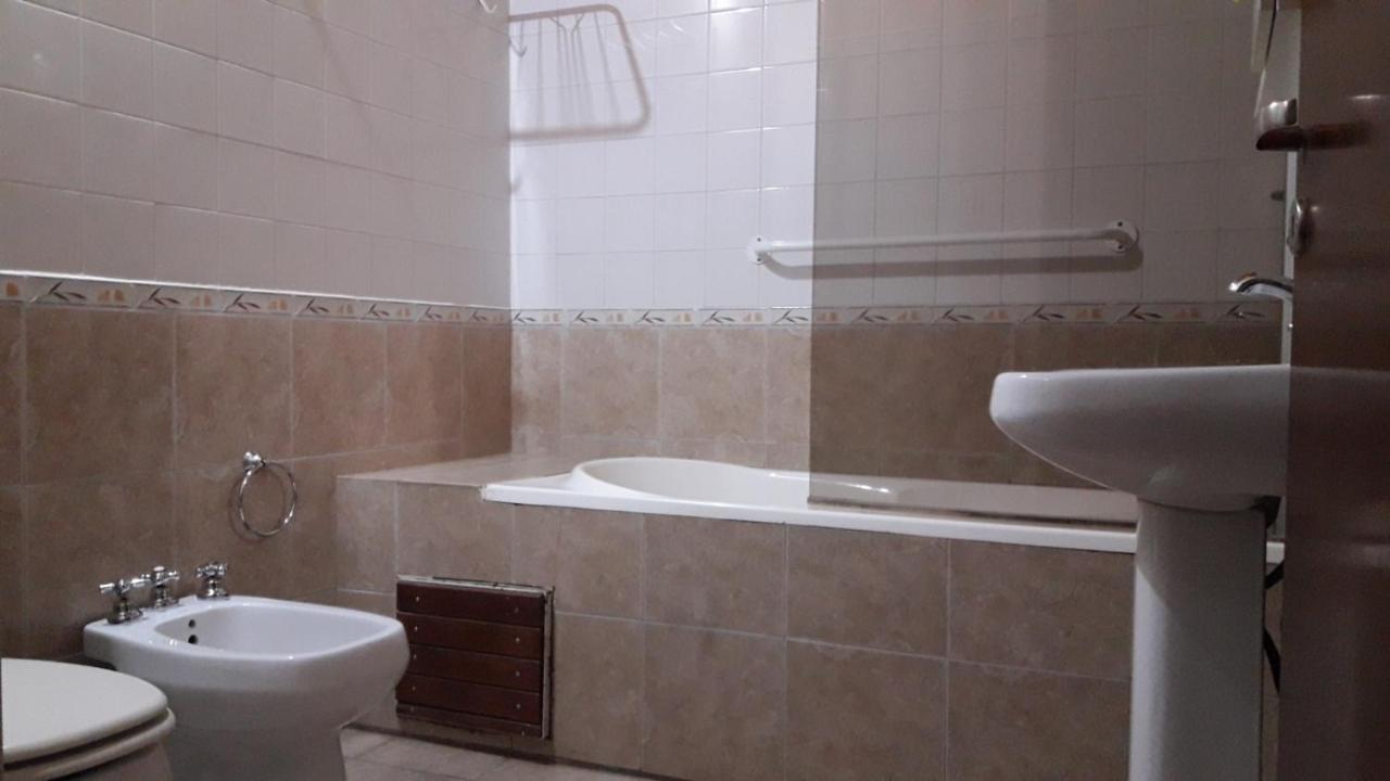 Hostel Pinto Terraza Esquel Zewnętrze zdjęcie