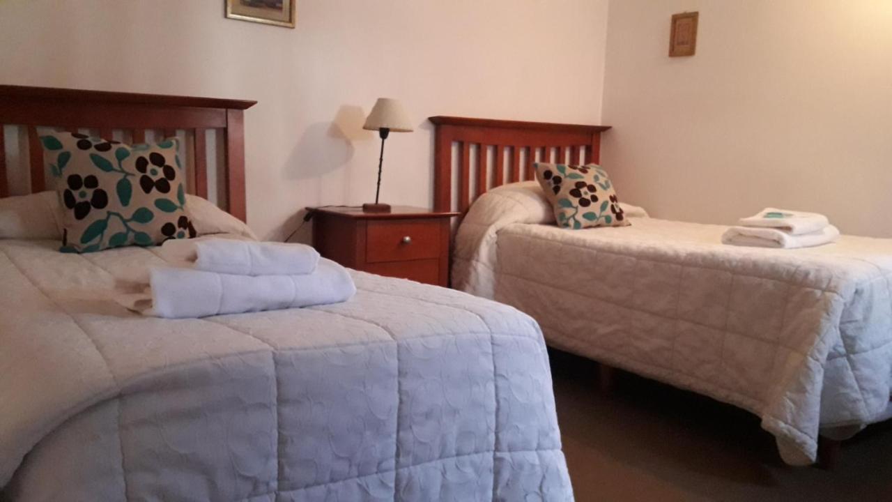 Hostel Pinto Terraza Esquel Zewnętrze zdjęcie