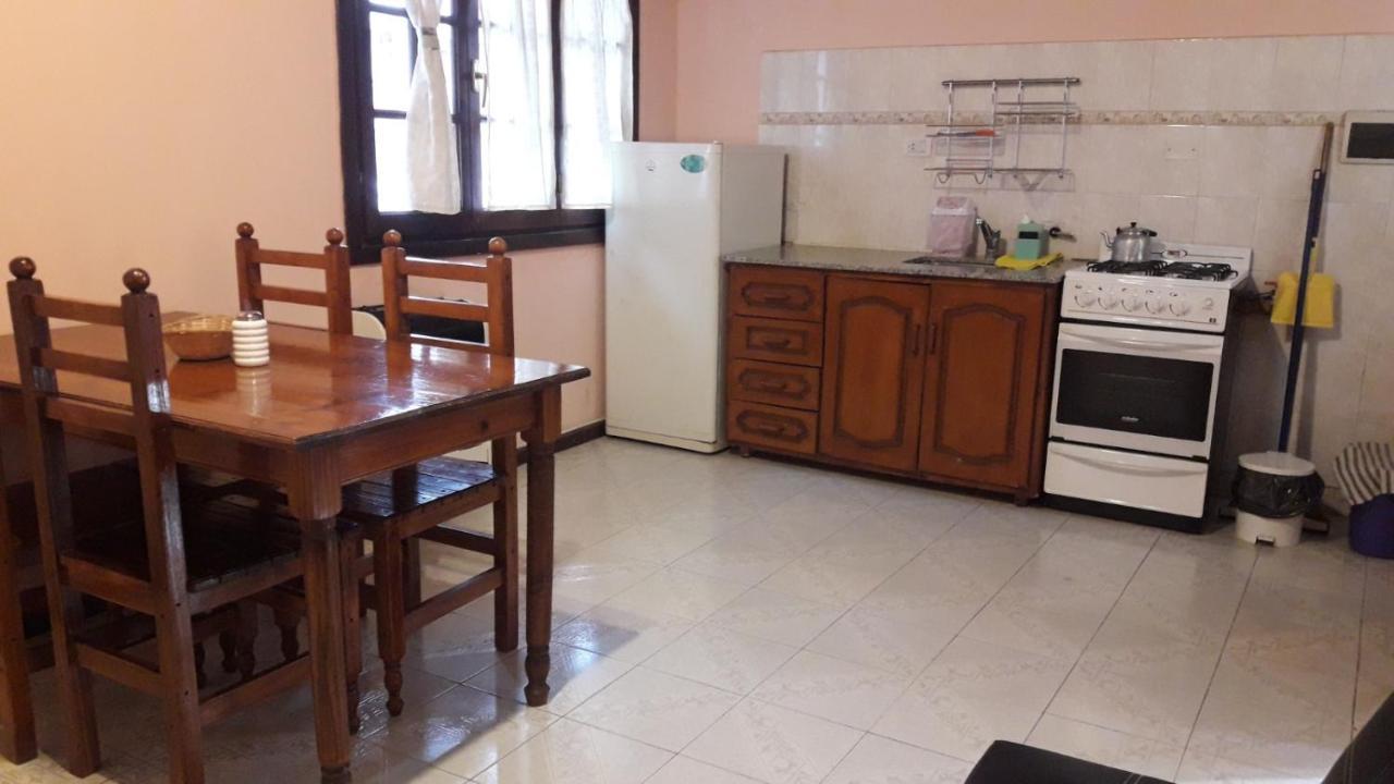 Hostel Pinto Terraza Esquel Zewnętrze zdjęcie