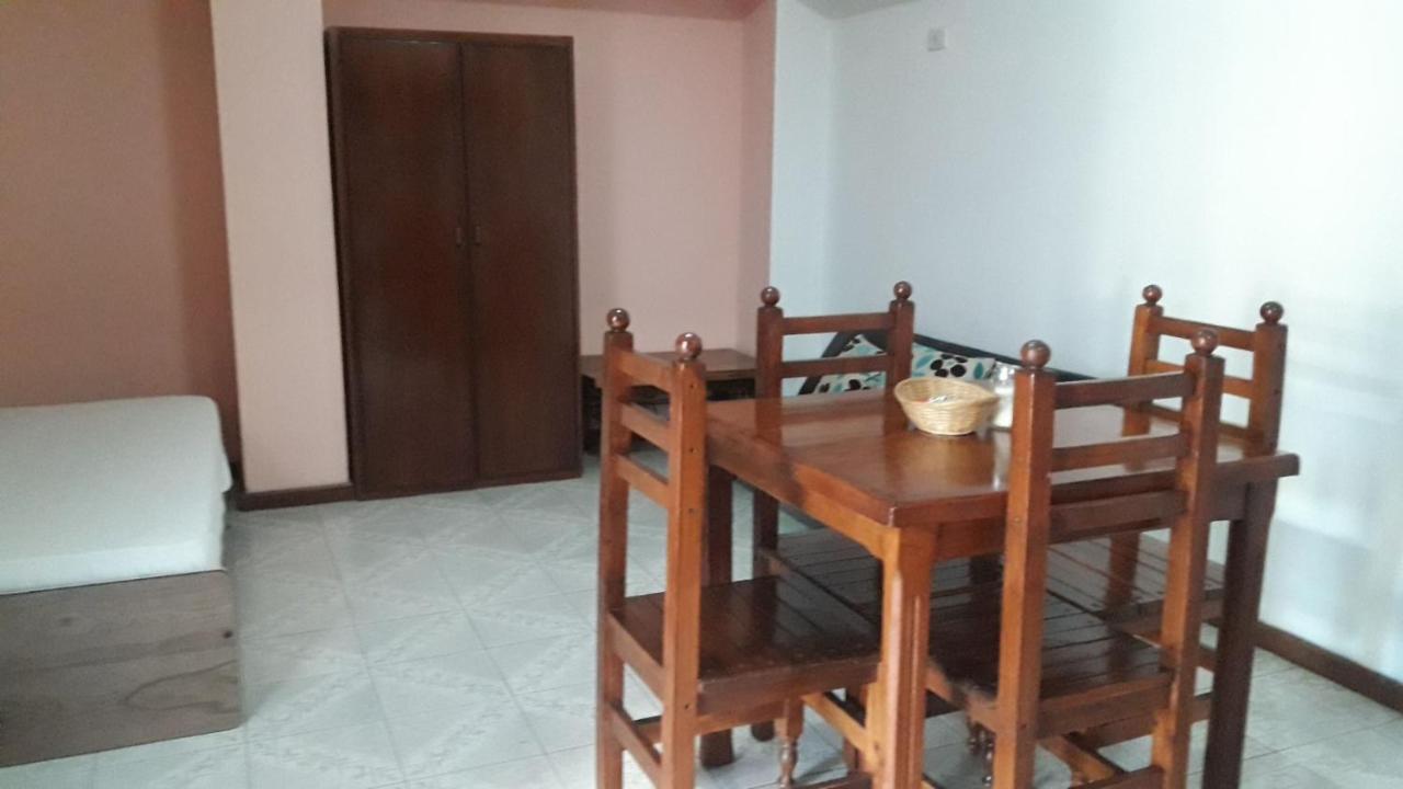 Hostel Pinto Terraza Esquel Zewnętrze zdjęcie