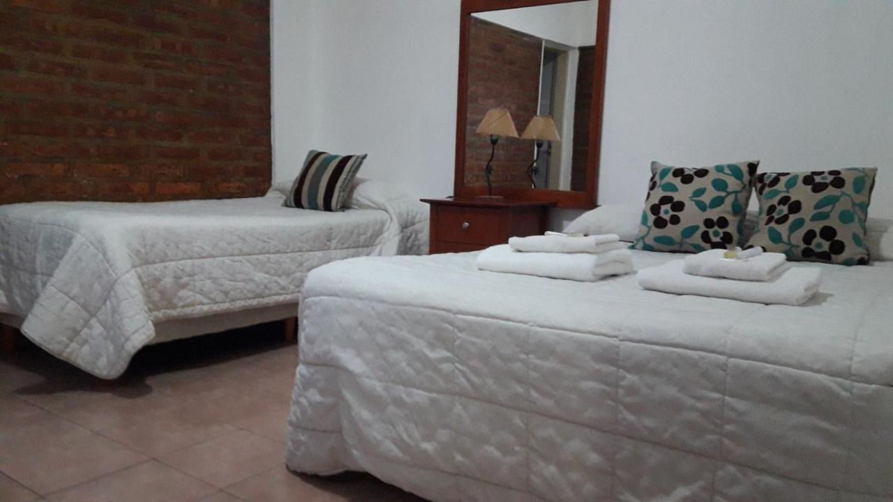 Hostel Pinto Terraza Esquel Zewnętrze zdjęcie